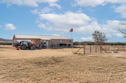 7830 Fm 927 Walnut Springs TX 76690