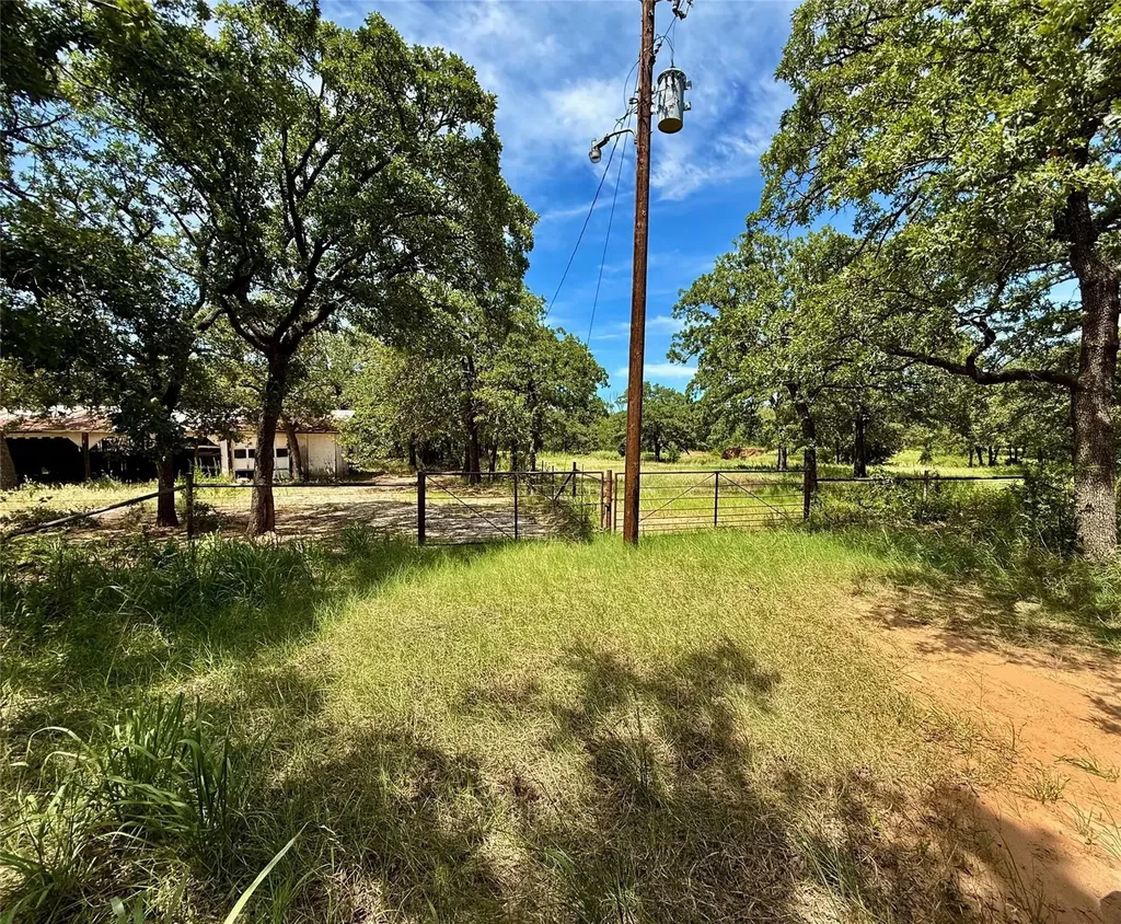 120 Nocona Drive Nocona TX 76255