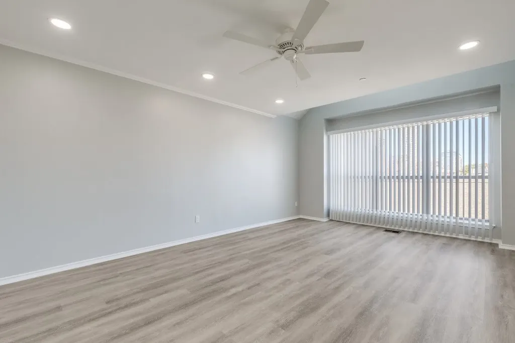 4221 Cole Avenue Dallas TX 75205