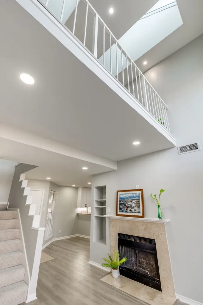 4221 Cole Avenue Dallas TX 75205