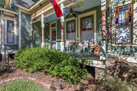 203 E Dixon Street Jefferson TX 75657