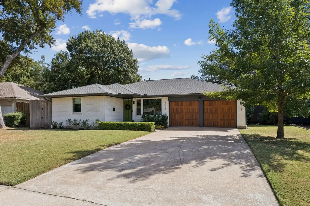 8478 Banquo Drive Dallas TX 75228