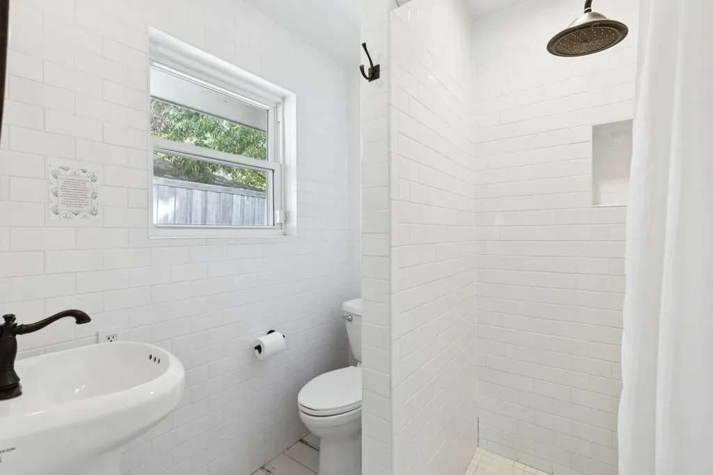 8478 Banquo Drive Dallas TX 75228