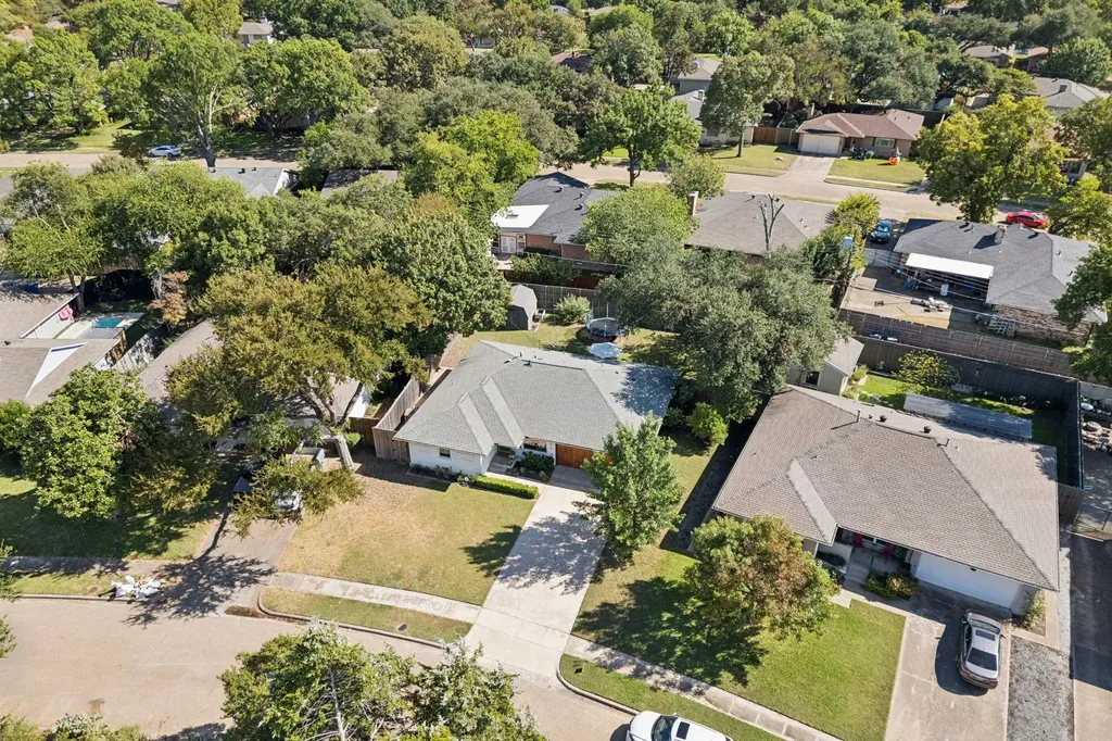 8478 Banquo Drive Dallas TX 75228