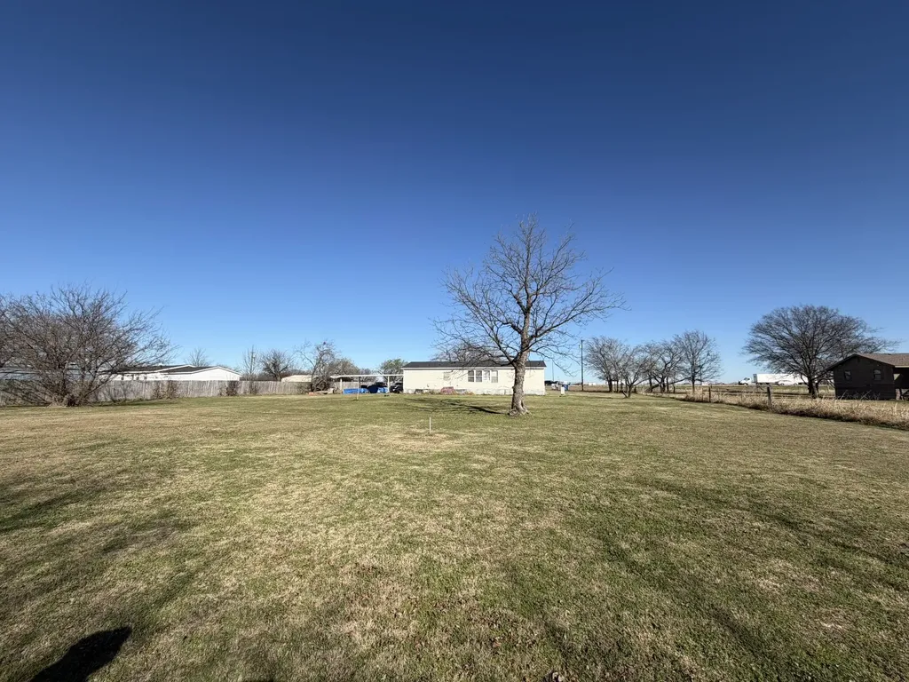 7311 S Interstate 45 Service Road Alma TX 75119