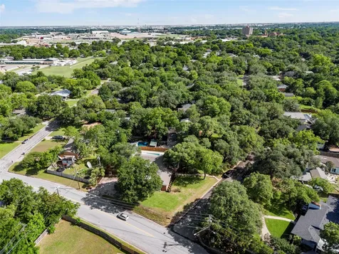 2625 Old Oaks Drive Waco TX 76710