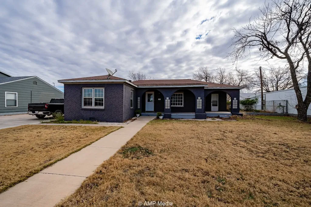 406 N Swenson Street Stamford TX 79553