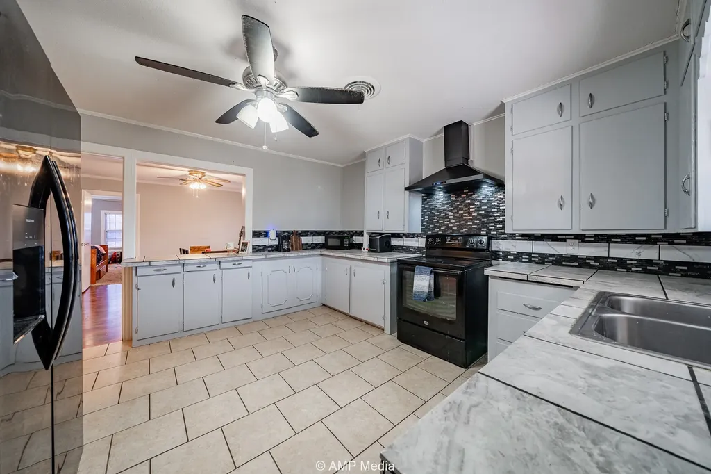406 N Swenson Street Stamford TX 79553