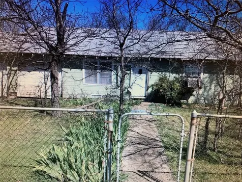 4748 County Road 1010 Joshua TX 76044
