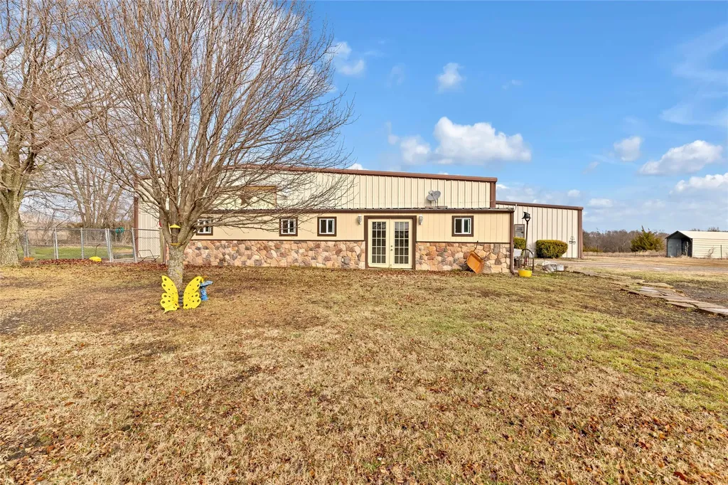7709 Fm 902 Sherman TX 75092