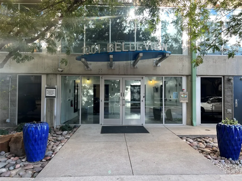 1001 Belleview Street Dallas TX 75215