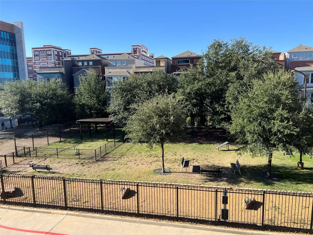 1001 Belleview Street Dallas TX 75215