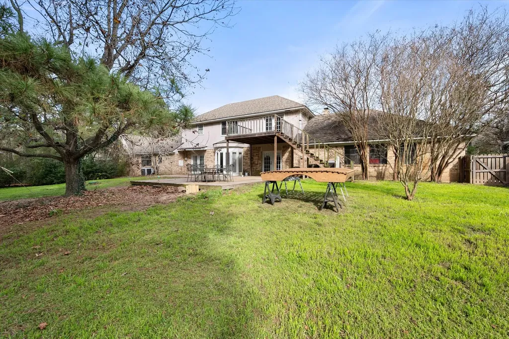 6951 E County Road 315 Buffalo TX 75831