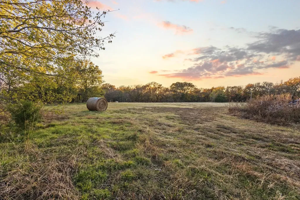 Tbd Dugan Chapel Bells TX 74515