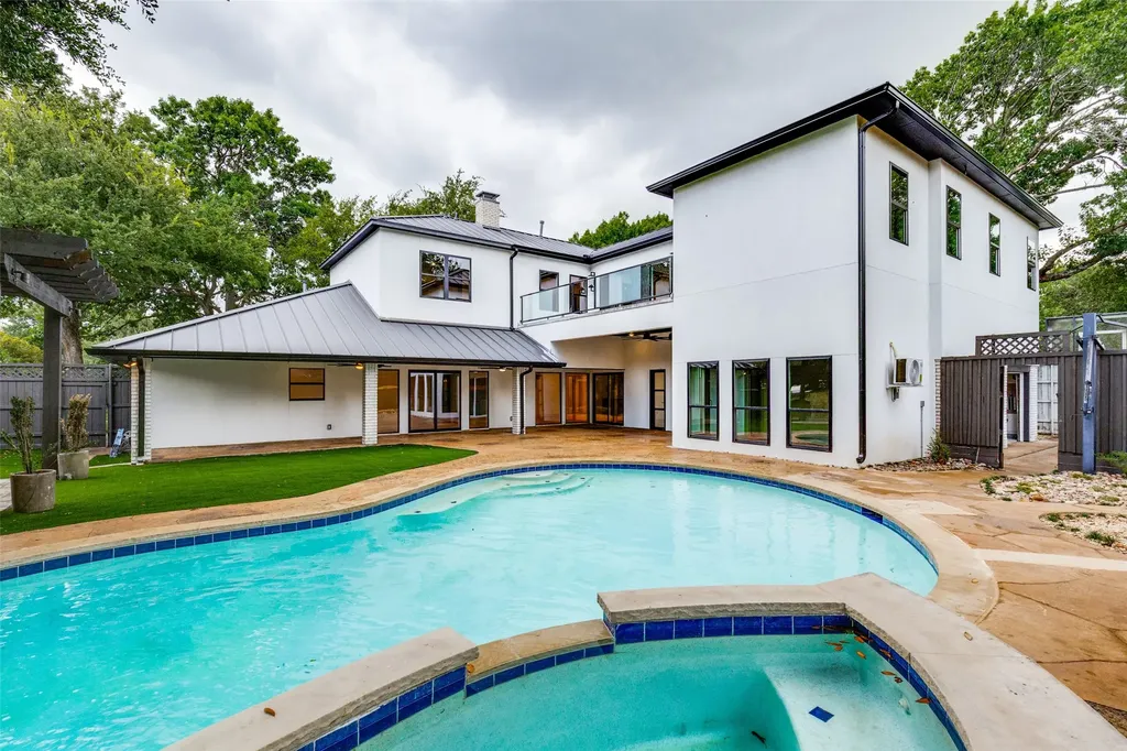 4039 Fawnhollow Drive Dallas TX 75244