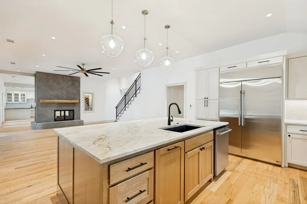 4039 Fawnhollow Drive Dallas TX 75244