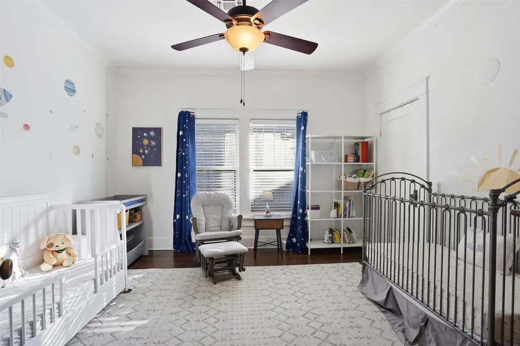 2243 Fairmount Avenue Fort Worth TX 76110