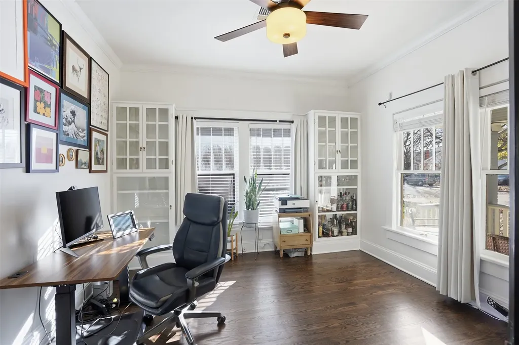 2243 Fairmount Avenue Fort Worth TX 76110