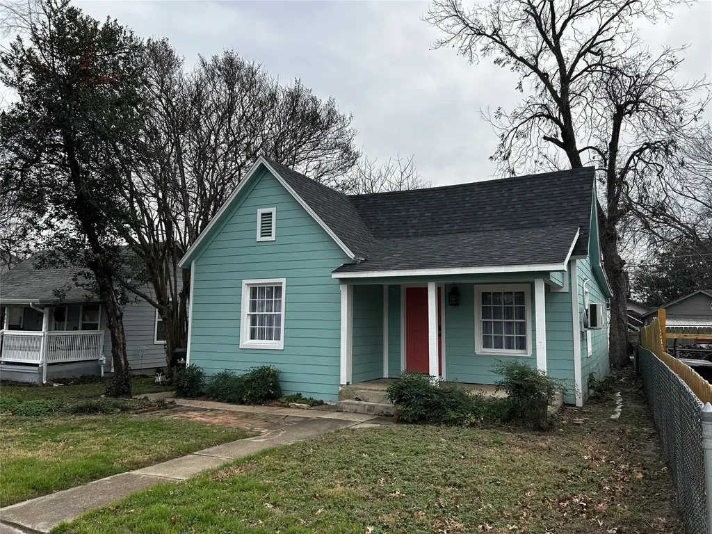 908 W Chestnut Street Denison TX 75020
