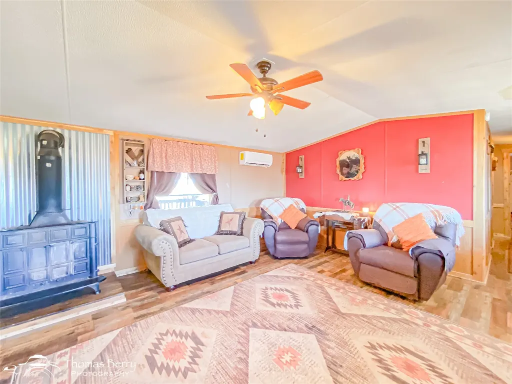 310 Fm 1085 Trent TX 79561