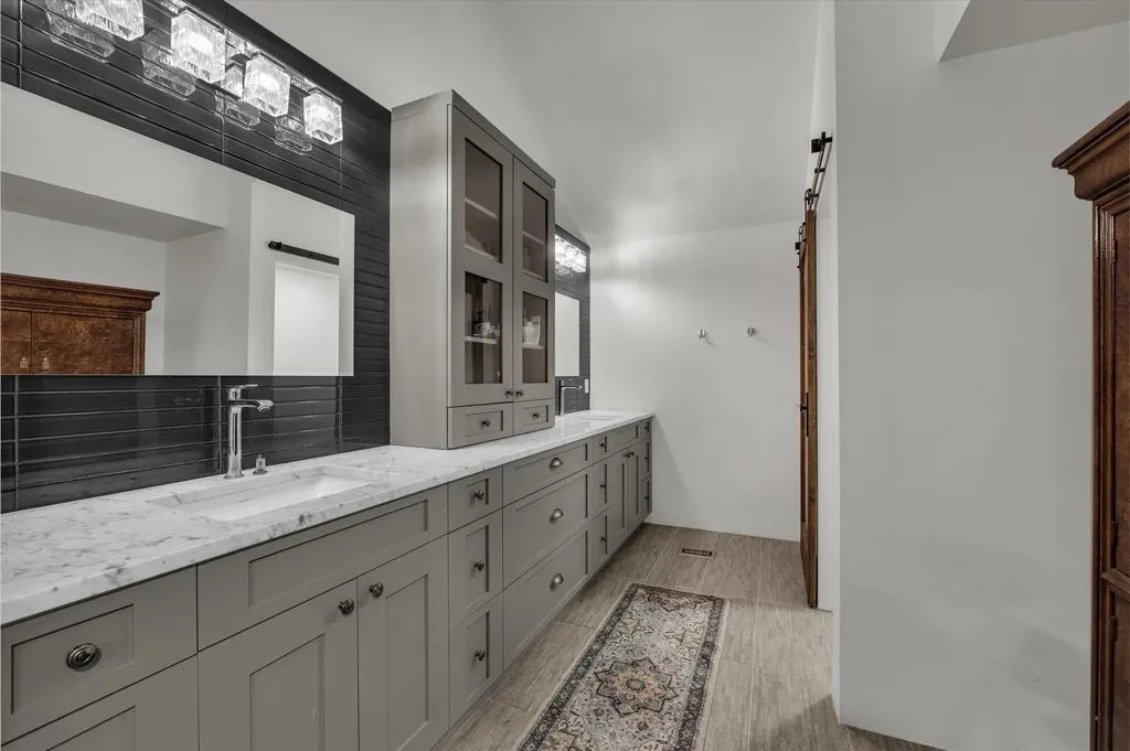 510 Herrin Lane Bertram TX 78605