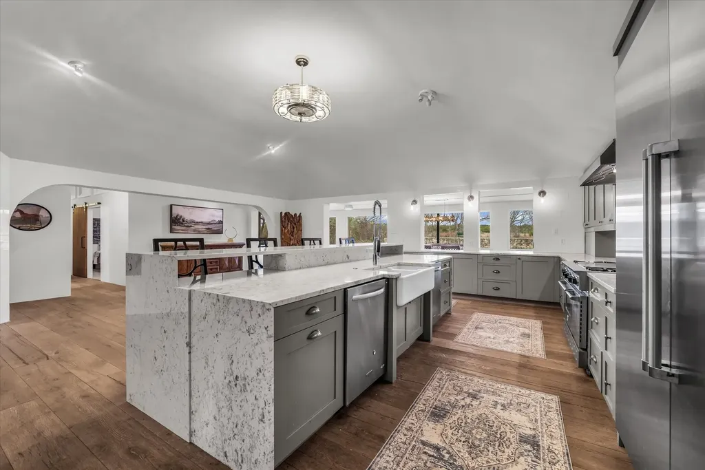 510 Herrin Lane Bertram TX 78605