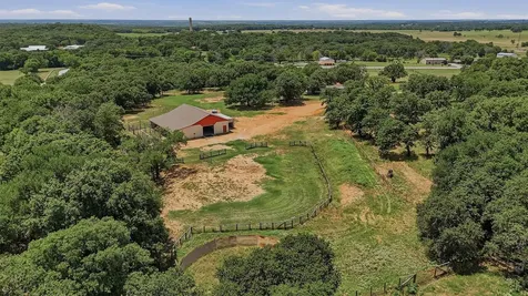 7154 E Fm 922 Valley View TX 76272