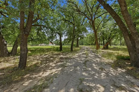 7154 E Fm 922 Valley View TX 76272