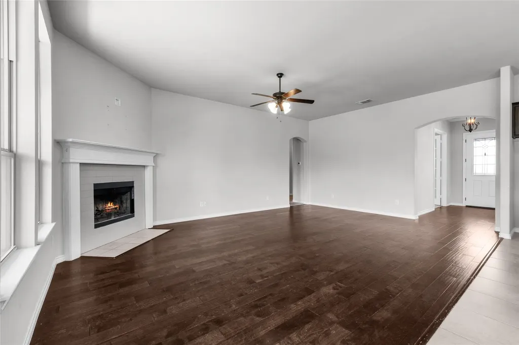 1441 Grassy Meadows Drive Burleson TX 76058