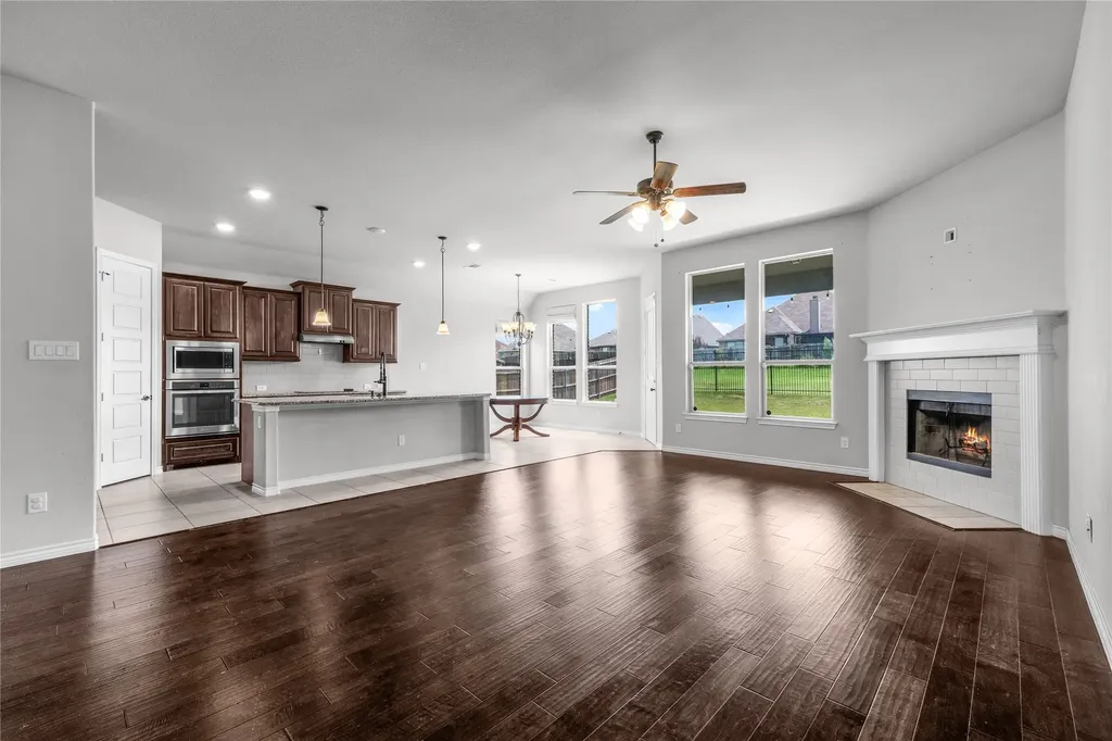 1441 Grassy Meadows Drive Burleson TX 76058