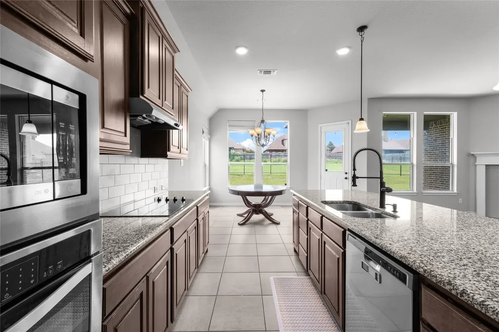 1441 Grassy Meadows Drive Burleson TX 76058