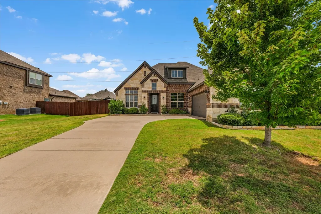 1441 Grassy Meadows Drive Burleson TX 76058
