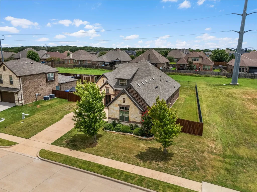 1441 Grassy Meadows Drive Burleson TX 76058
