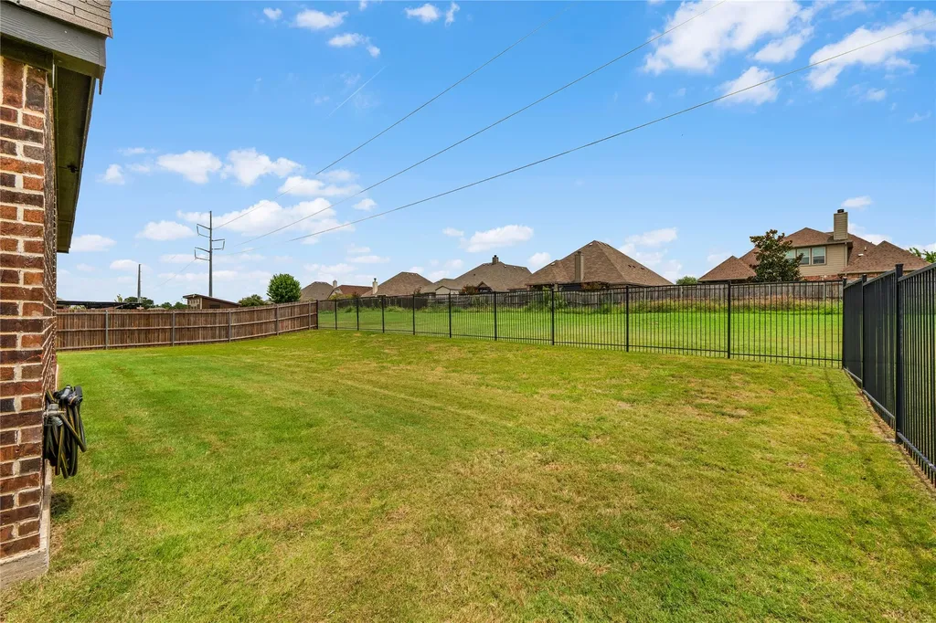 1441 Grassy Meadows Drive Burleson TX 76058