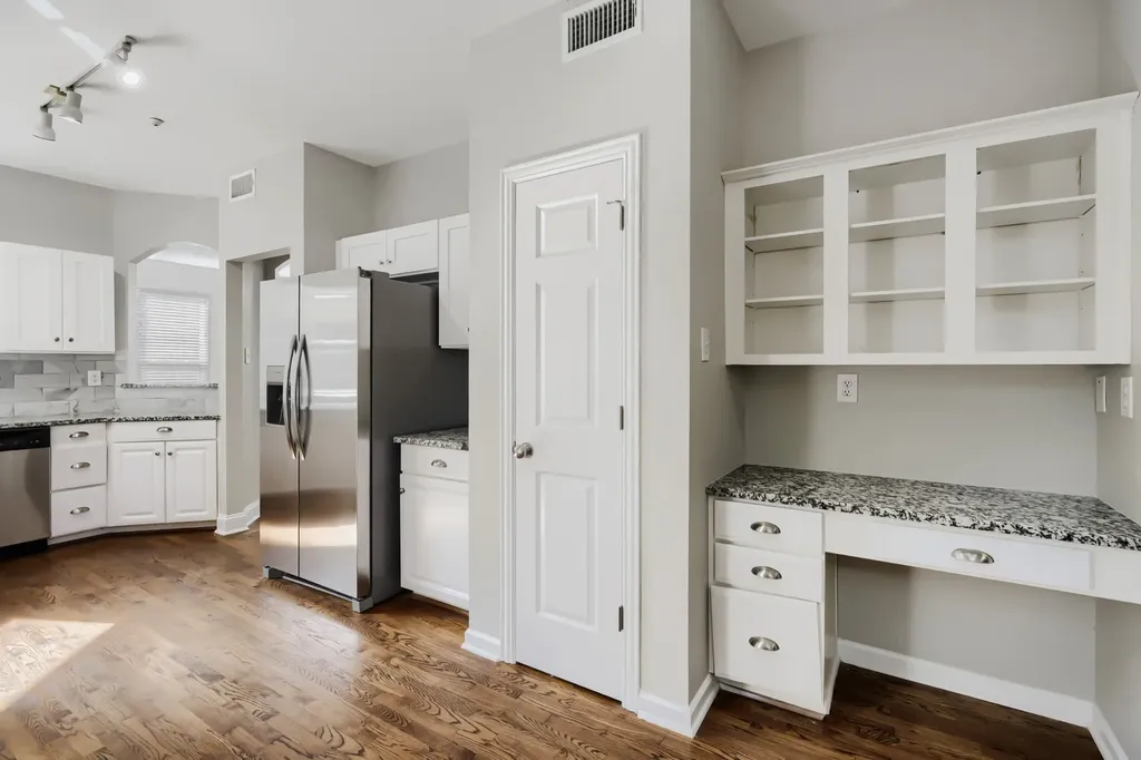 14589 Blueberry Court Addison TX 75001