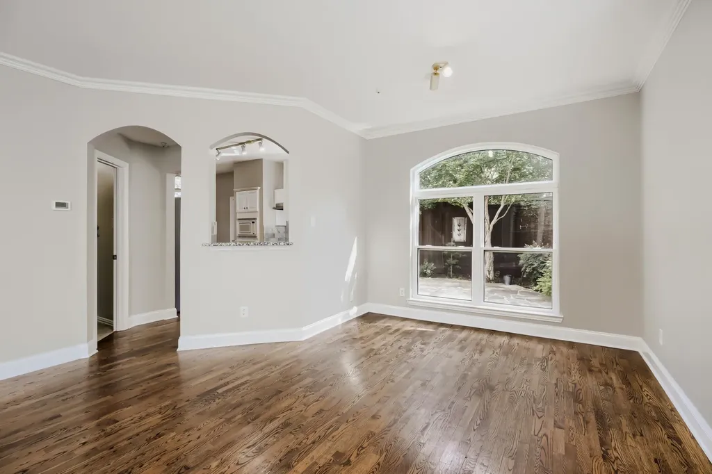 14589 Blueberry Court Addison TX 75001