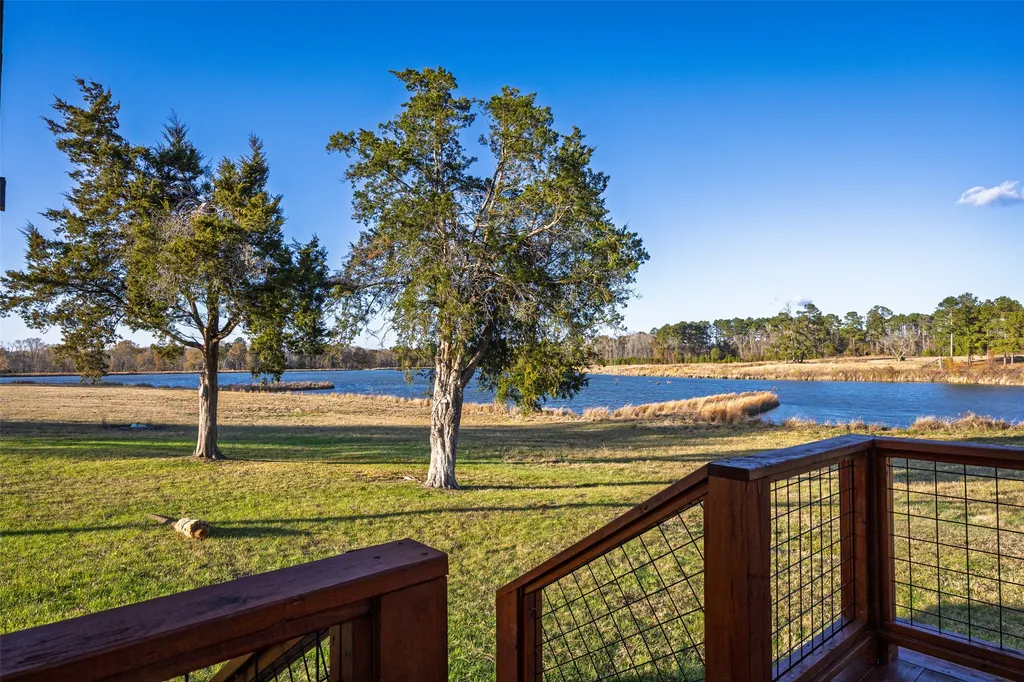 11398 County Road 4177 Laneville TX 75667