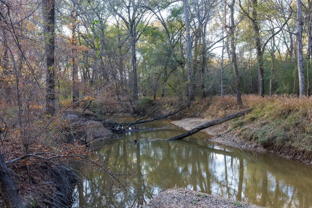 11398 County Road 4177 Laneville TX 75667