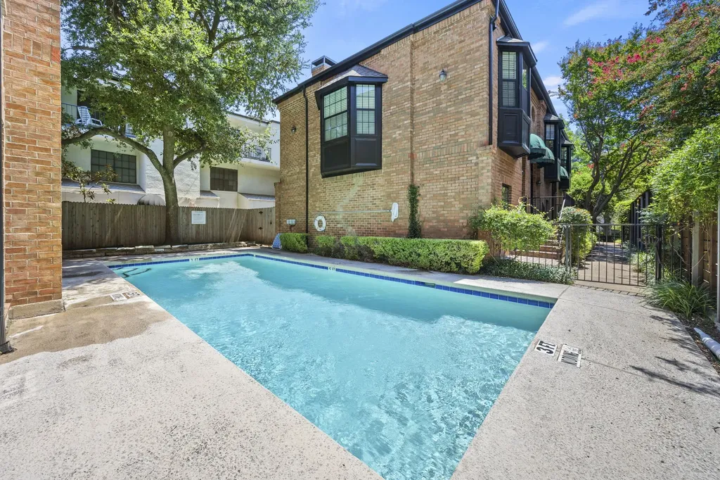 4143 Newton Avenue Dallas TX 75219
