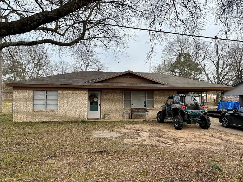 135 1st Street SE Detroit TX 75436