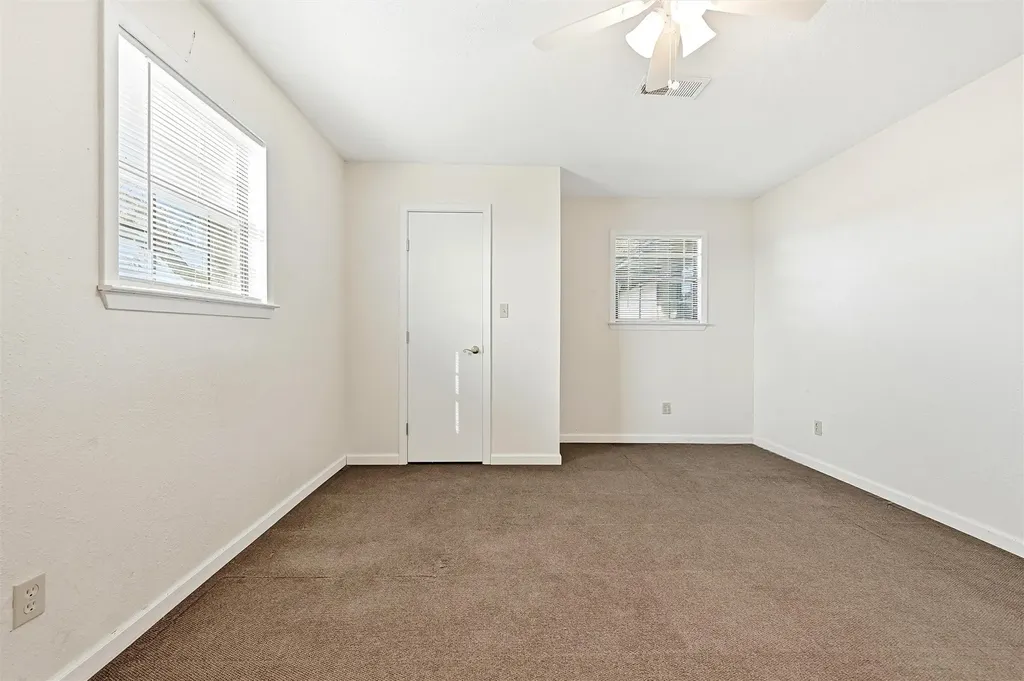 81937 N State Highway 289 Pottsboro TX 75076