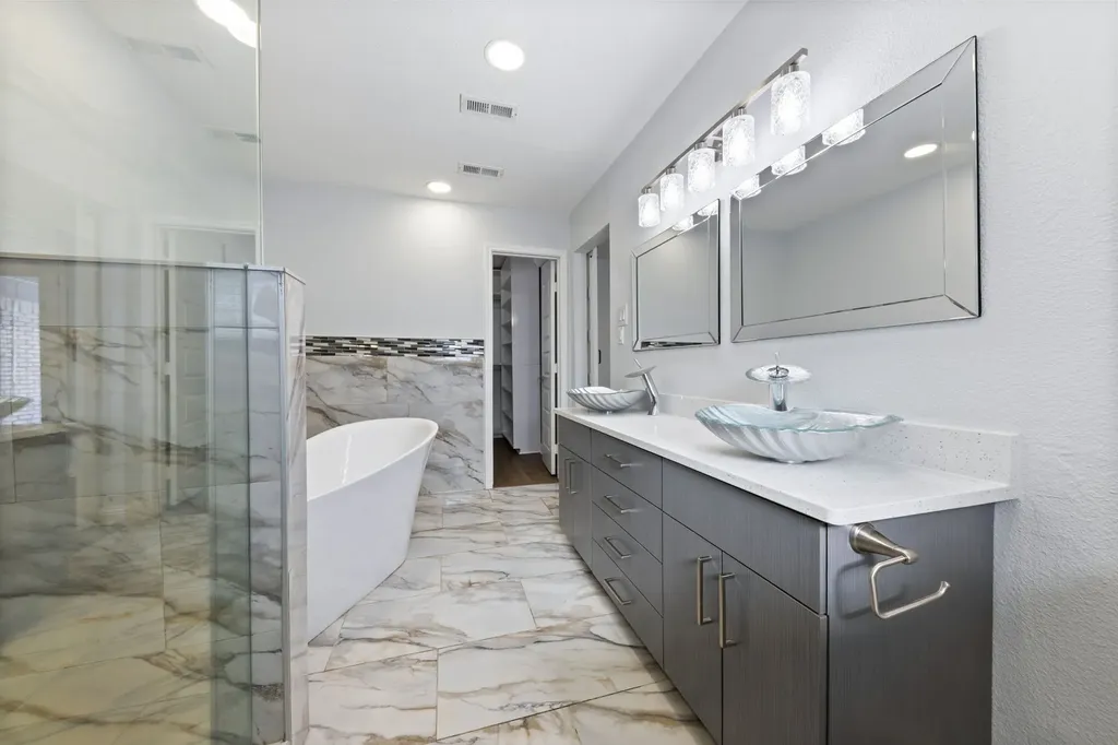 14909 Hillcrest Road Dallas TX 75248
