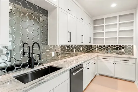 2565 Groves Court Tool TX 75143
