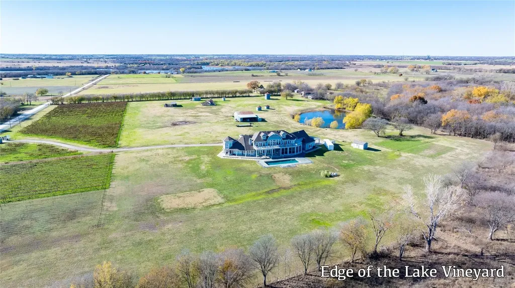 2 Shady Oak Lane Valley View TX 76272