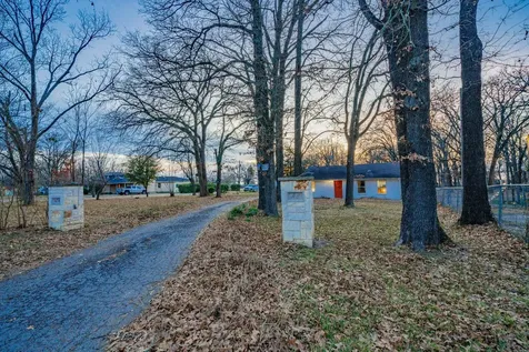 674 Briggs Boulevard East Tawakoni TX 75472