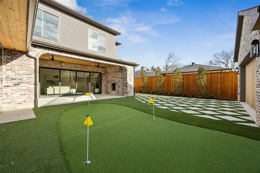 6860 Southridge Drive Dallas TX 75214