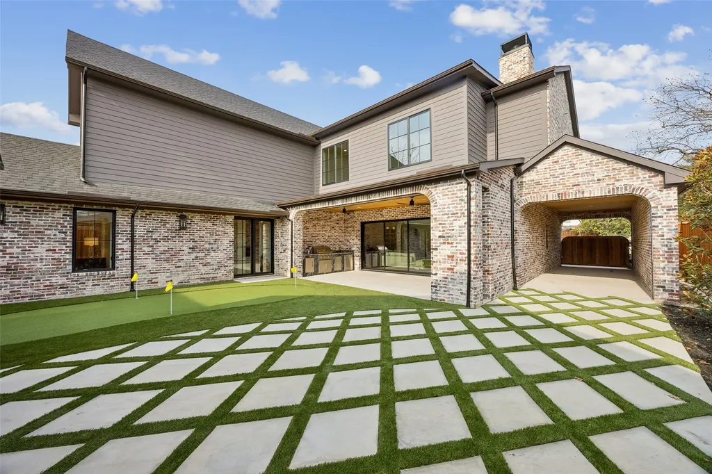 6860 Southridge Drive Dallas TX 75214