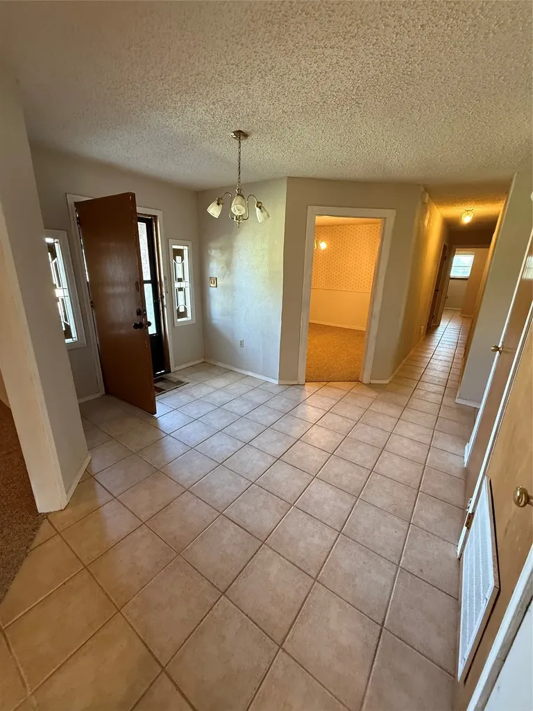 1393 NE County Road 2120 Road NE Powell TX 75153