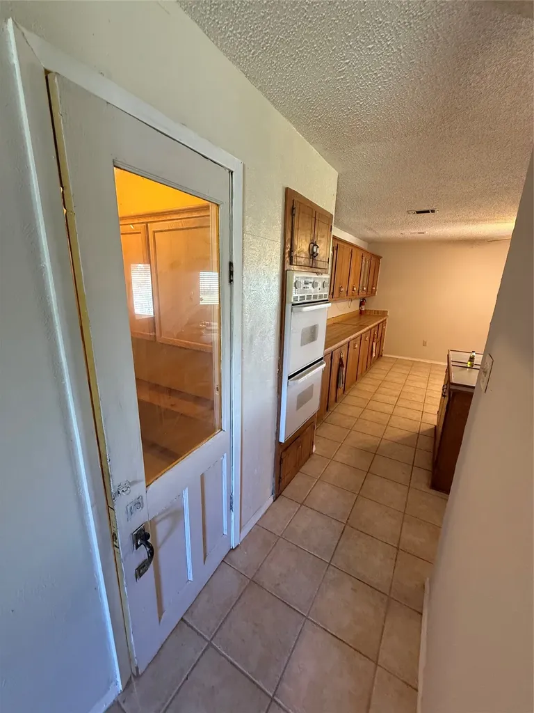 1393 NE County Road 2120 Road NE Powell TX 75153