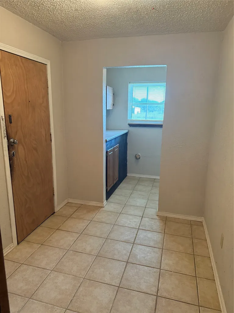1393 NE County Road 2120 Road NE Powell TX 75153